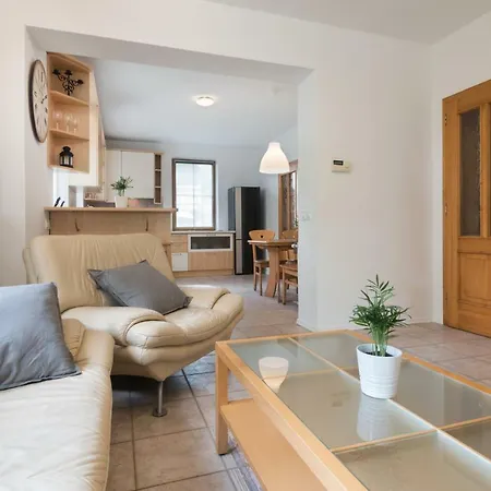 Grad - Sauna & Hot Tub *